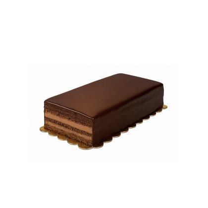 Téglalap alakú rétegelt csokitorta fényes étcsokoládé bevonattal, hullámos arany tortaalátéten.
