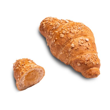Teljes kiőrlésű croissant zabpehellyel, mellette egy felvágott darab sárgabaracklekváros töltelékkel.