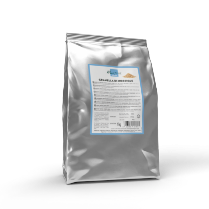 Ezüst 1 kg-os zacskó Martoni aprított mogyoróval, kék-fehér címkével.