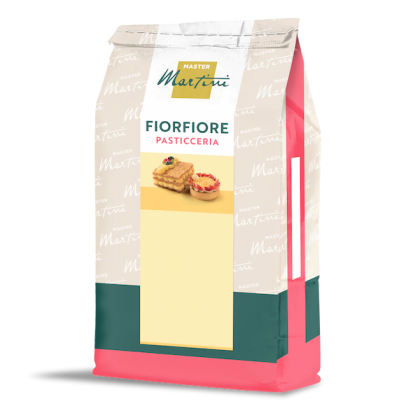 Master Martini Fiorfiore Pasticceria sütőkeverék tasakja rétegelt tésztát és tortát ábrázoló képekkel.